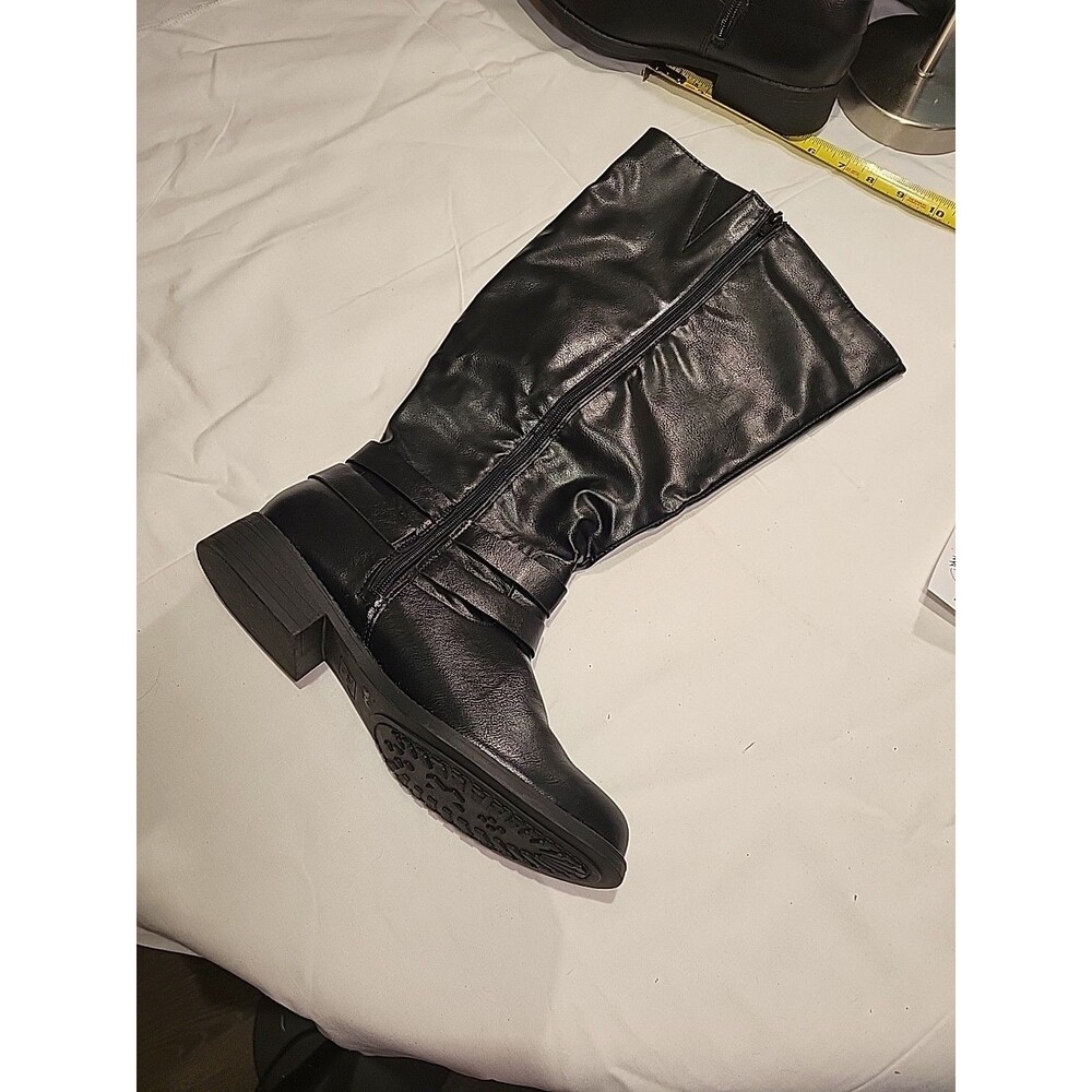 style and company boots Women's Size 11, Extra Wide Calf